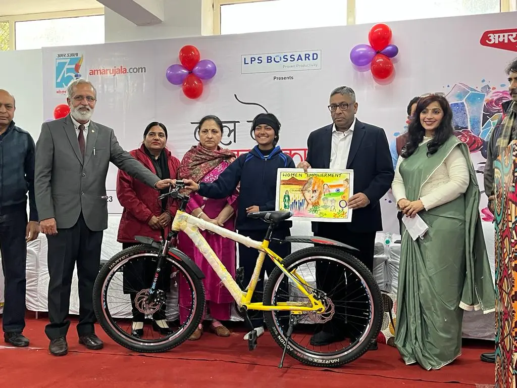 Painting Competition on Women Empowerment photo